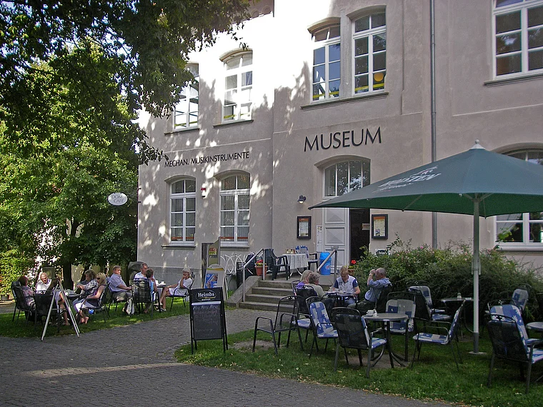 Königslutter MUMM außen