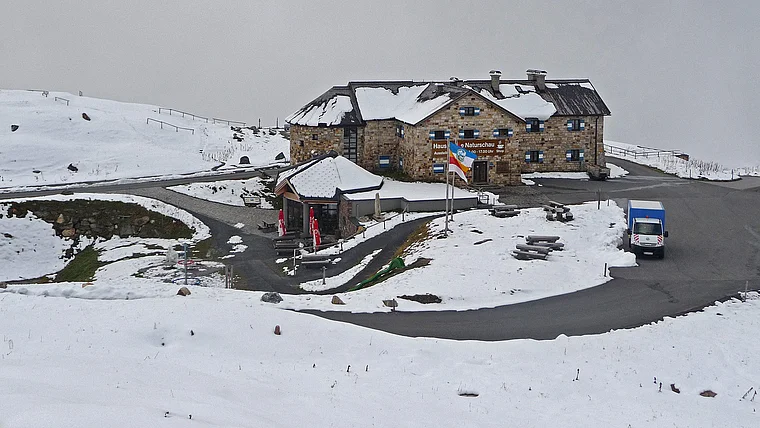 Großglockner Haus alpine Naturschau außen
