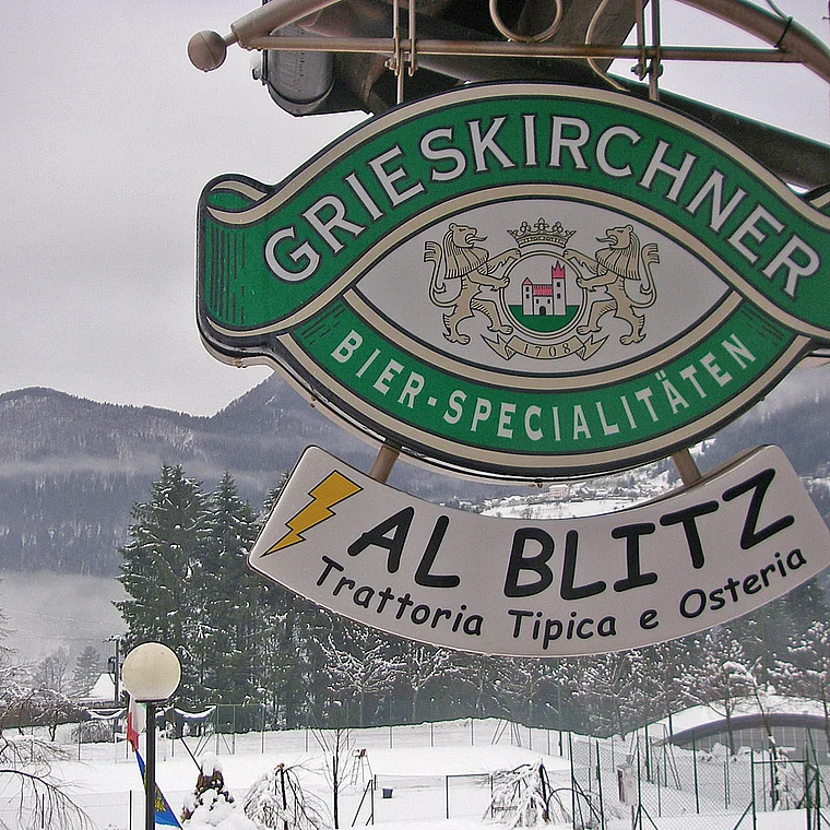Friaul Ovaro Schild Trattoria al Blitz