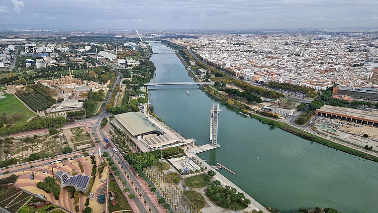 Sevilla Torre Aussicht auf Expo
