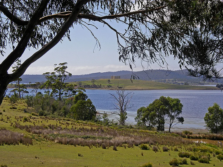Tasmanien Port Arthur Landschaft mit Blick auf Gefängnis