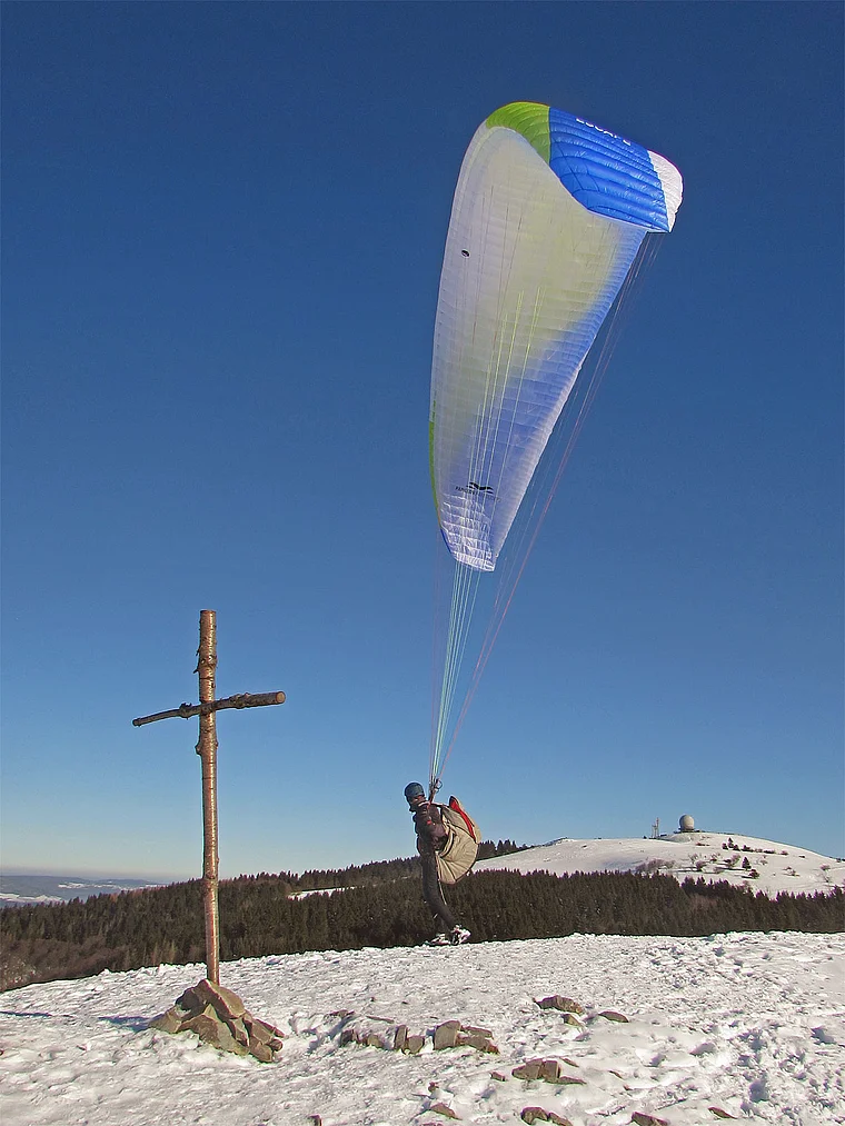 Poppenhausen Pferdskopf Paraglider