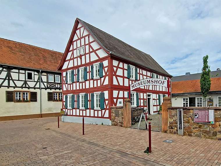 Messel Fossilienmuseum außen