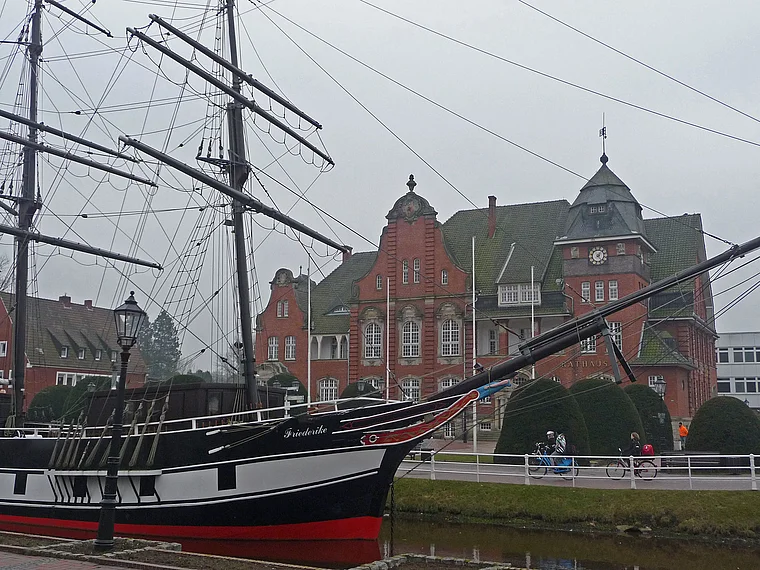 Papenburg Rathaus Friederike Winter