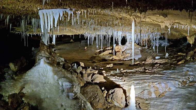 Breitscheid Westerwald Tropfsteinhöhle