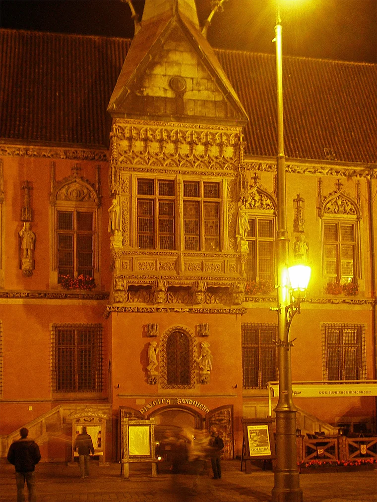 Breslau Rathaus Südseite Nachtaufnahme