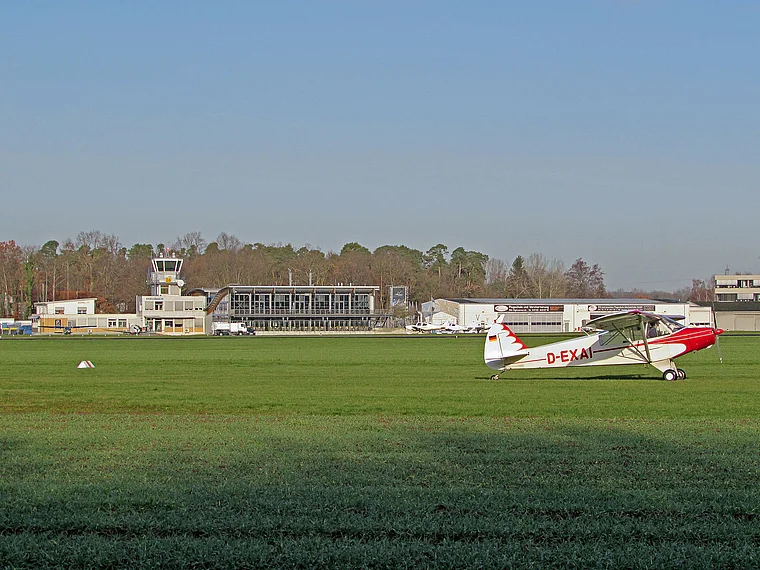 Egelsbach Piper PA-18-95 Super Cub